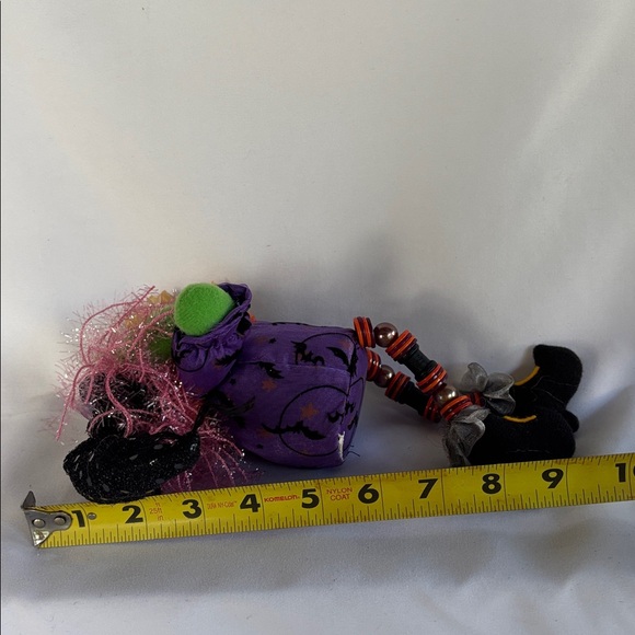 HALLOWEEN VINTAGE VERY CUTE SITTING FIGURINES DOLLS DECORATION Shelf Sitters - Picture 11 of 14